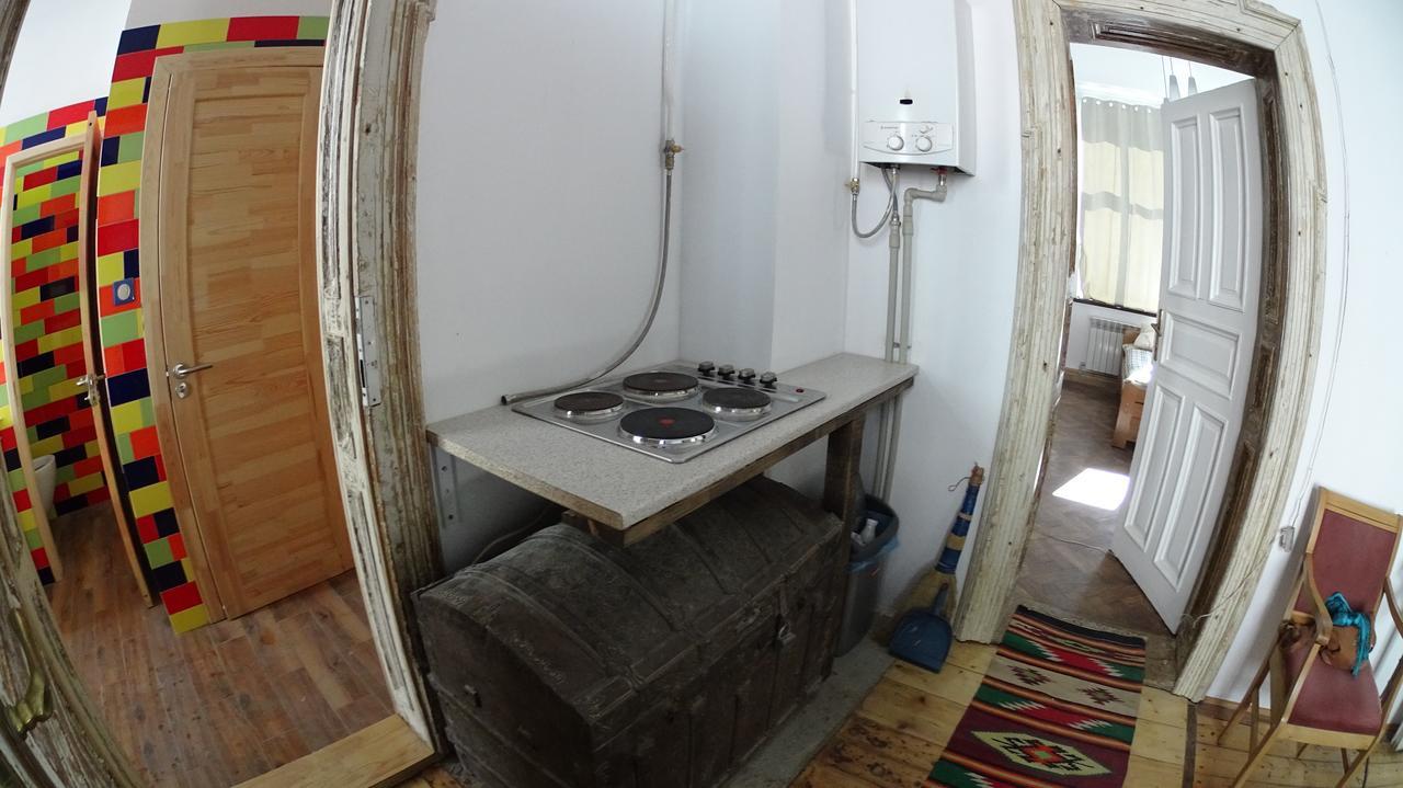 Hostel Mif Iwano-Frankiwsk Zewnętrze zdjęcie