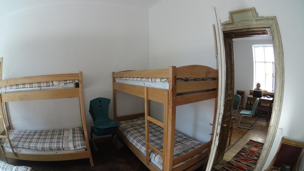Hostel Mif Iwano-Frankiwsk Zewnętrze zdjęcie